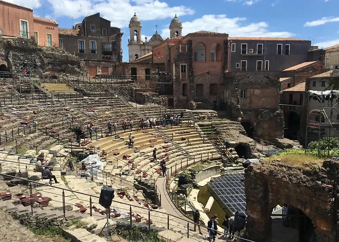 Large Double In Catania, Le Voci Del Mercato לינה וארוחת בוקר קטאניה