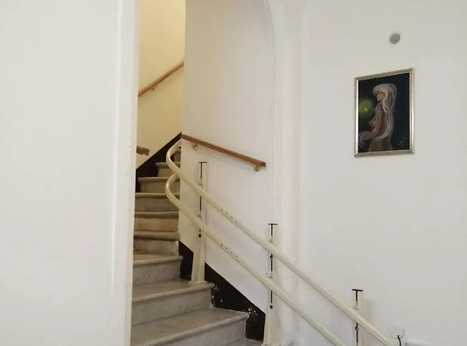 Large Double In Catania, Le Voci Del Mercato