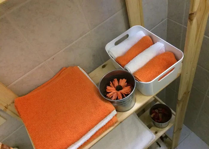 לינה וארוחת בוקר Large Double In Catania, Le Voci Del Mercato 4*