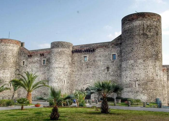 לינה וארוחת בוקר Large Double In Catania, Le Voci Del Mercato 4*